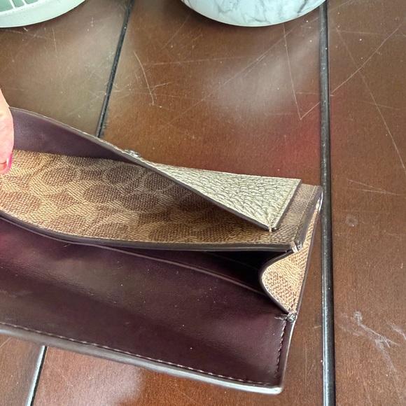 Coach Gold brown leather wallet - Picture 9 of 11